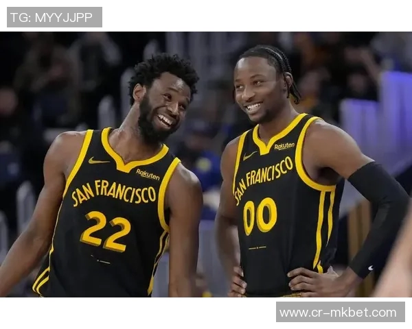 科尔期待霍福德与库明加联手小库打四号位伙夫打五号位搭配射手将极具观赏性