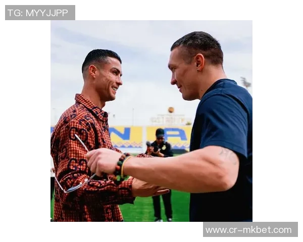 拳击教练:我很乐意和C罗坐下聊聊,我可以帮他提升心理素质 拳击教练:我很乐意和C罗坐下聊聊,我可以帮他提升心理素质