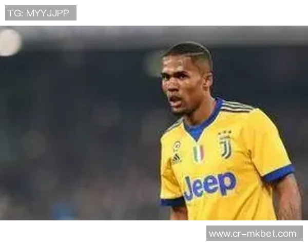 斯基拉透露阿联酋伊蒂法克俱乐部有意免签35岁球星道格拉斯科斯塔