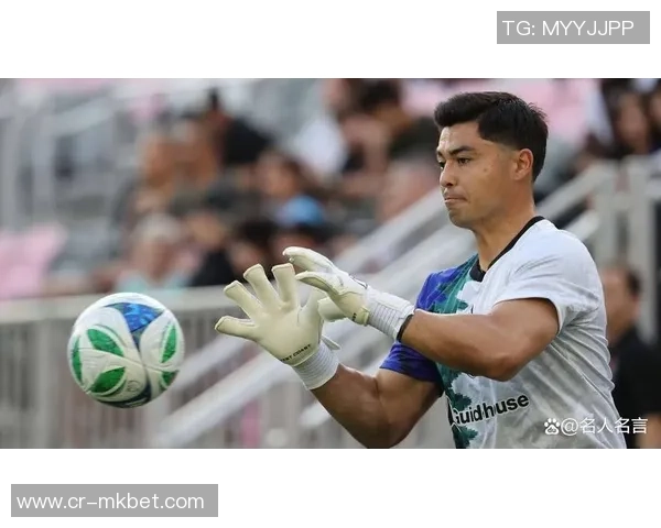 德保罗社媒关注雷吉隆罗马诺透露其将加盟迈阿密国际