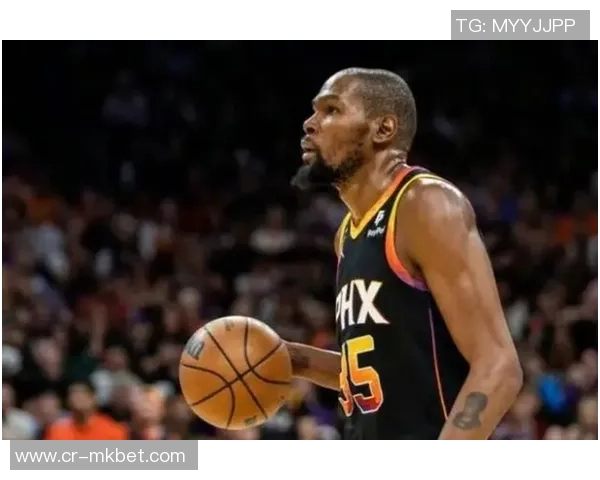 乌度卡直言杜兰特应有七八个盖帽却因裁判判罚遭无情吹罚