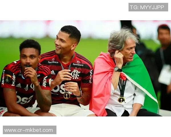 新马拉卡纳见证73244人齐聚助力弗拉门戈夺冠创历史纪录