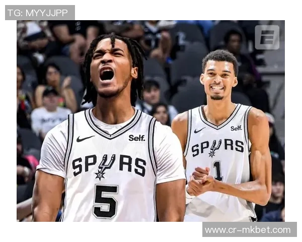 名记称哈珀与卡斯尔为马刺非卖品他们将与文班携手打造新辉煌