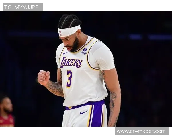 浓眉谈雷迪克友情期待未来有机会深入交流并祝福他一切顺利